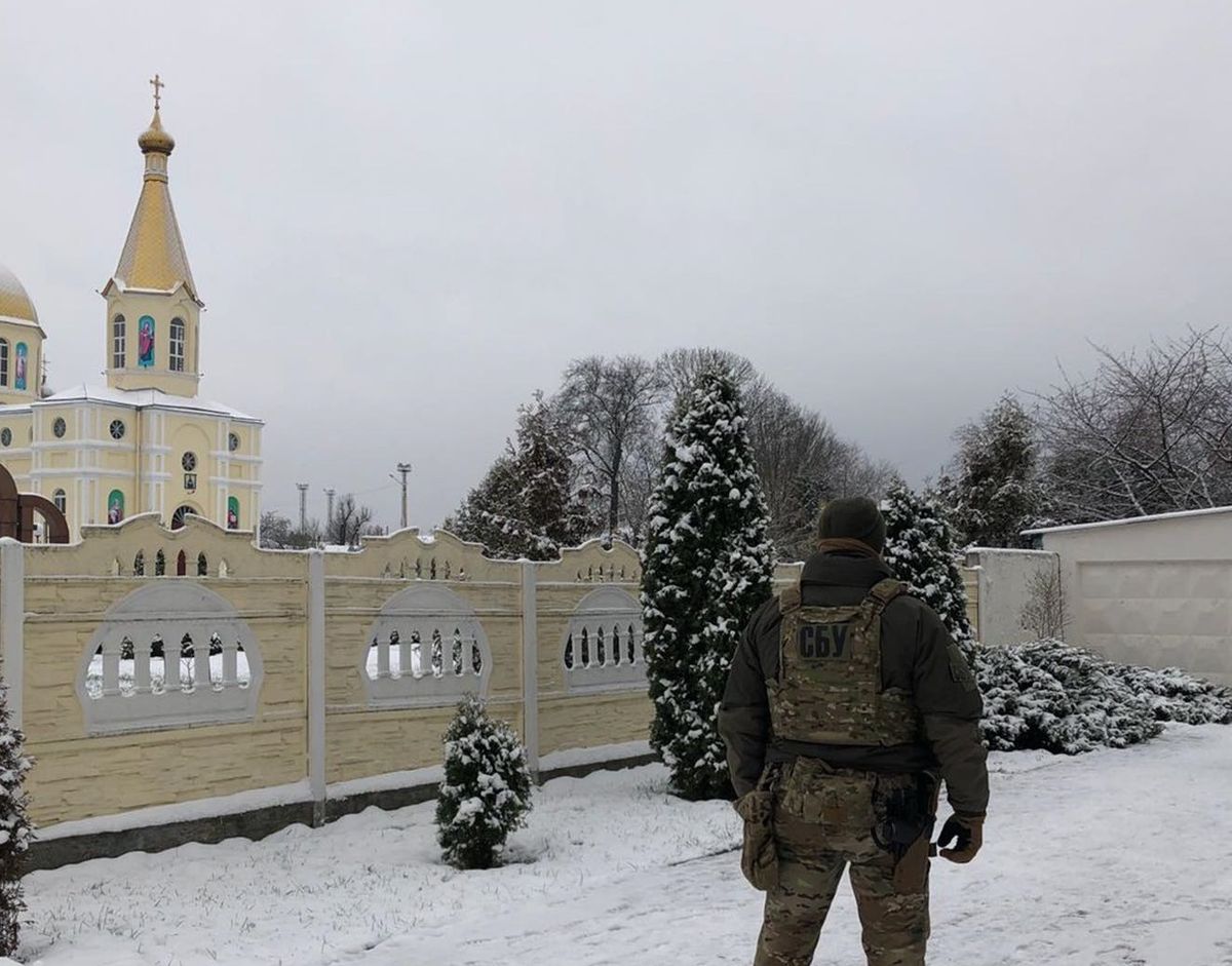 СБУ проводить обшуки у церквах і монастирях УПЦ МП на Рівненщині