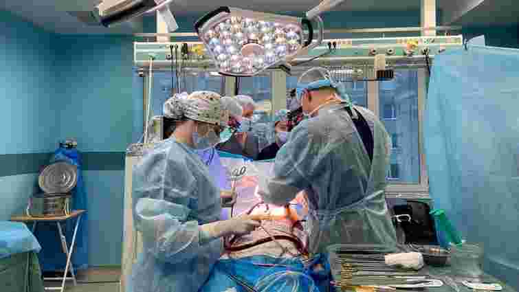Львівські  лікарі за 30 годин провели дев’ять трансплантацій органів