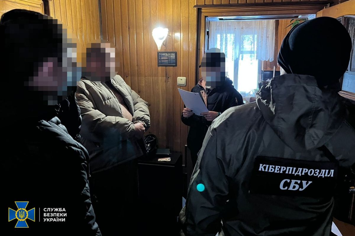 СБУ затримала мешканця Буковини за зйомку зневажливих відео про військових 