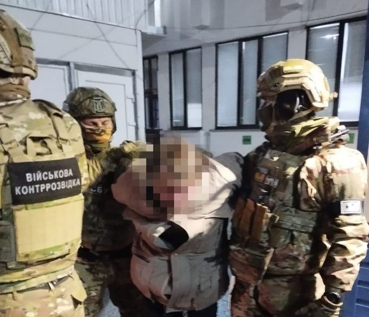На Закарпатті затримали екс-міліціонера зі секретними даними про СБУ та «Азов»