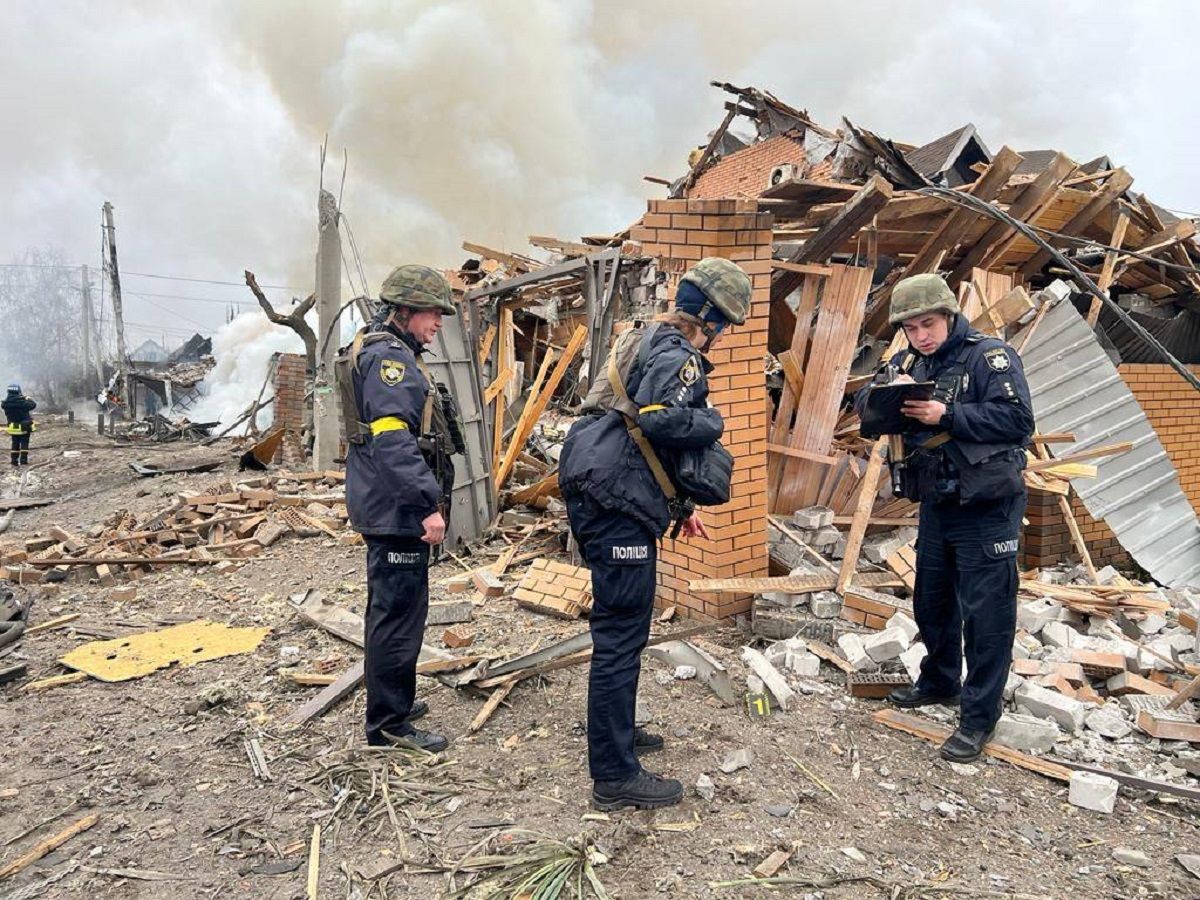 Росія вдарила ракетами по приватному сектору Дніпра