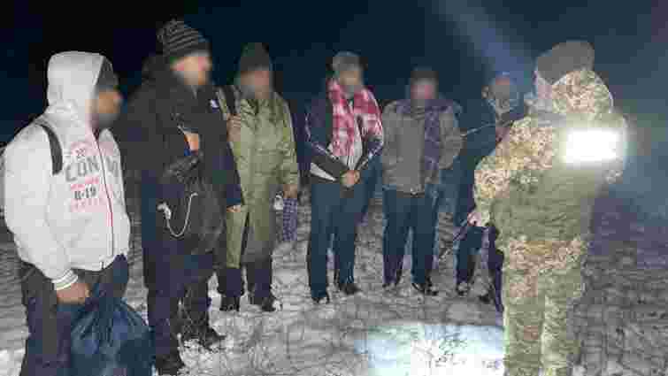 Білоруські силовики влаштували міграційну провокацію в Житомирській області