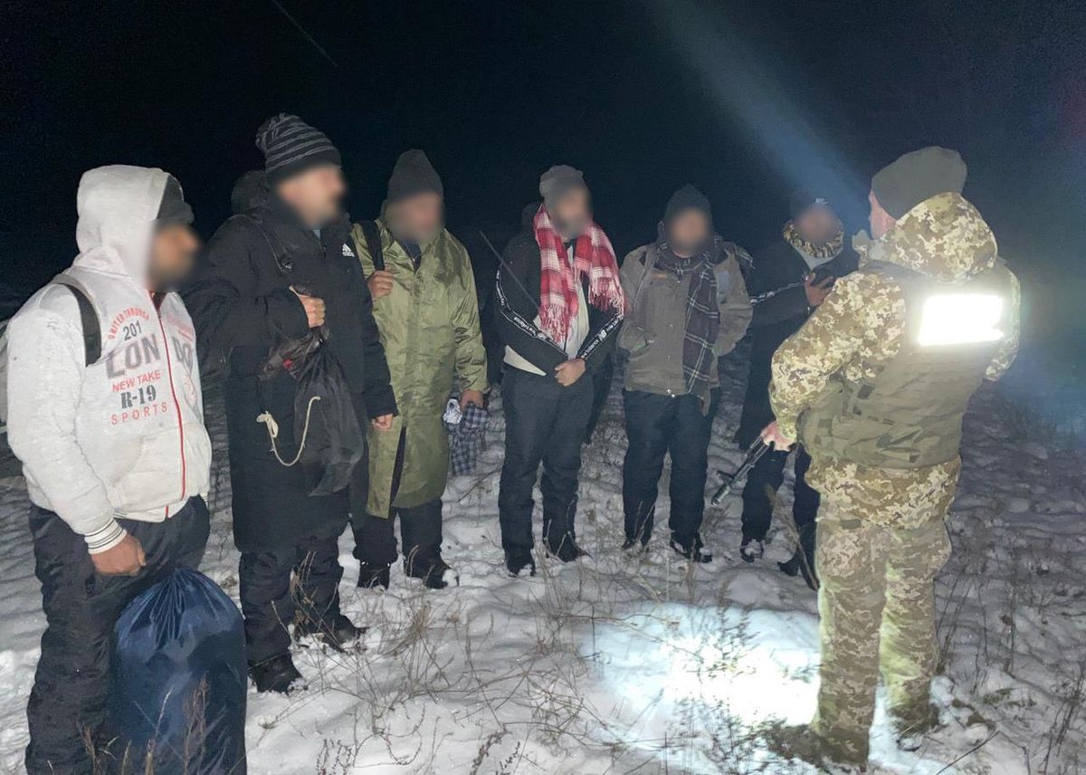 Білоруські силовики влаштували міграційну провокацію в Житомирській області