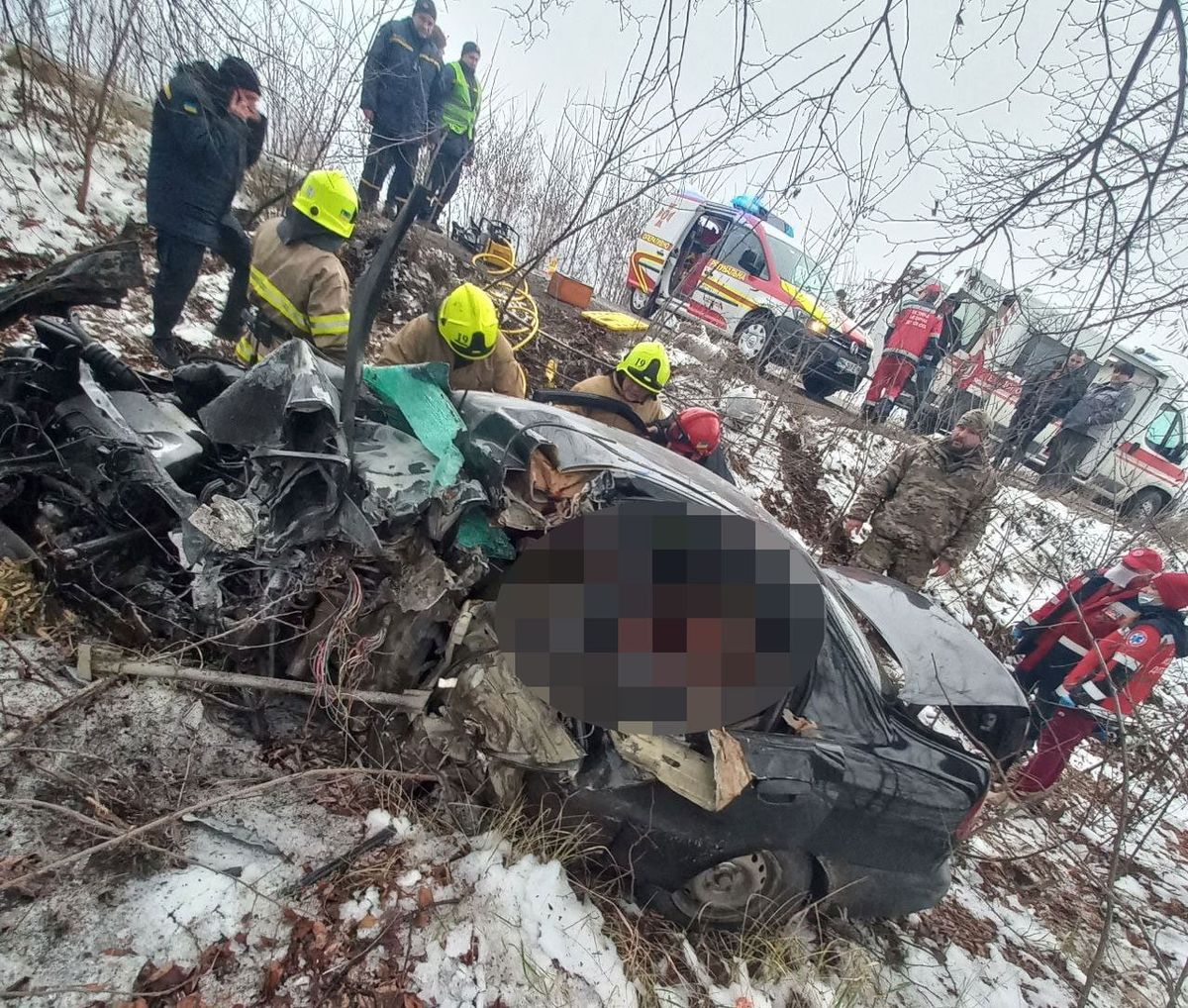Чотири людини загинули у ДТП із фурою на Рівненщині