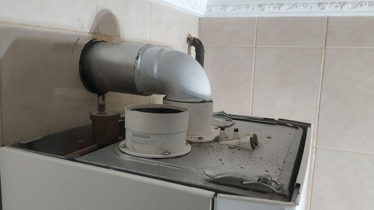 Чотирьох осіб госпіталізували внаслідок отруєння чадним газом під Чернівцями