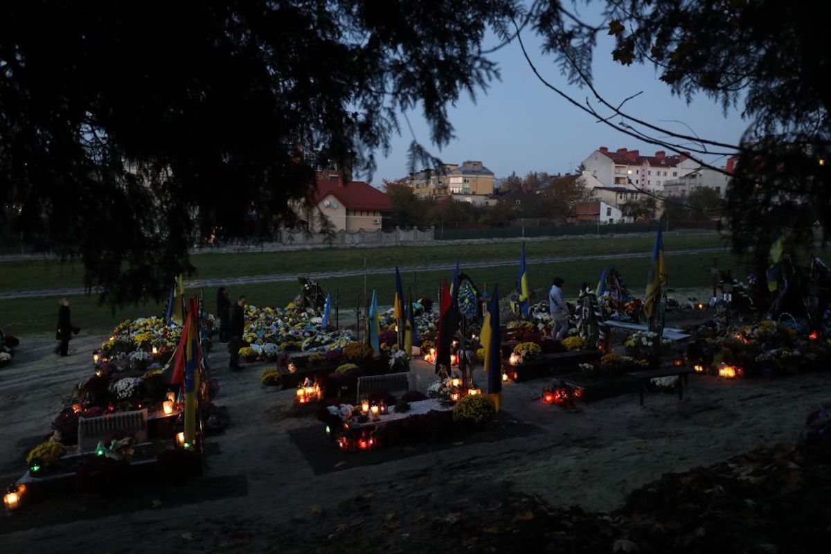 Марсове поле у Львові візьмуть під цілодобову охорону