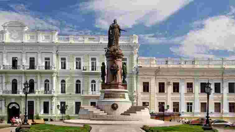 Одеська міськрада підтримала демонтаж пам’ятників Катерині ІІ і Суворову