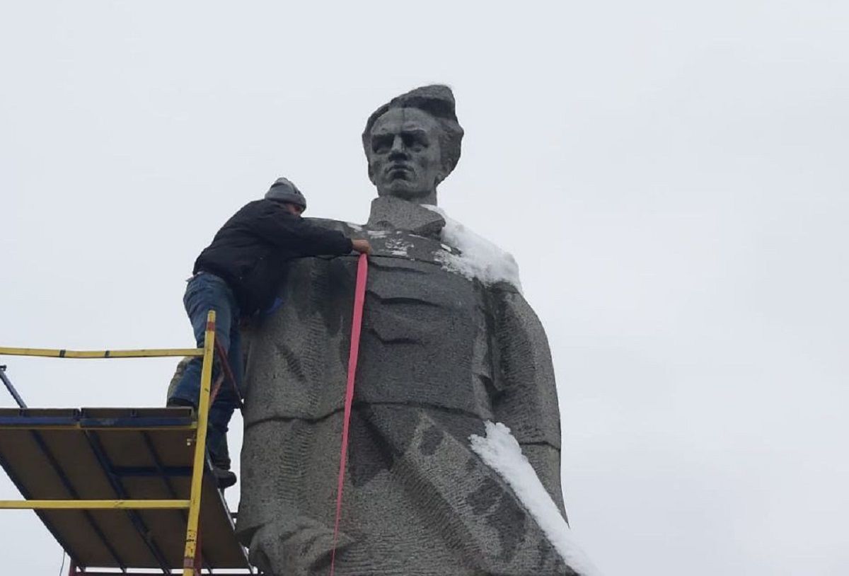У Шепетівці вирішили знести пам'ятник радянському комуністу