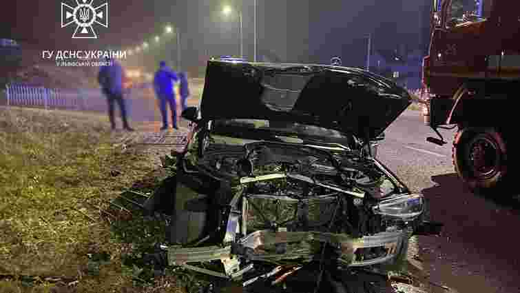 43-річна пасажирка Daewoo Lanos загинула в лобовій аварії біля Львова 