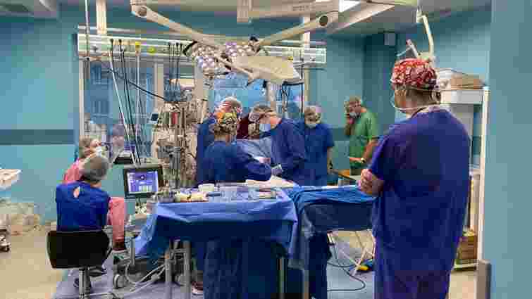 Кардіохірурги Львова врятували маля з критичними вадами серця