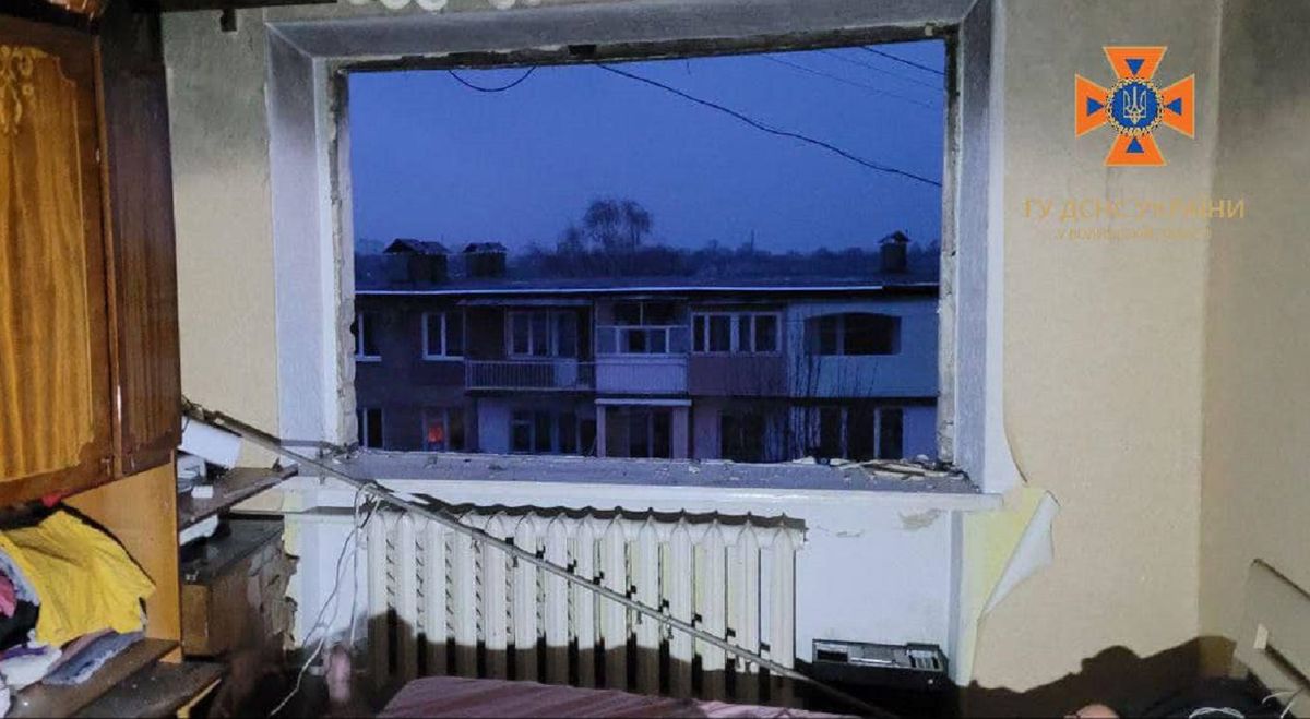 Двоє людей постраждали внаслідок вибуху газового балона у Нововолинську