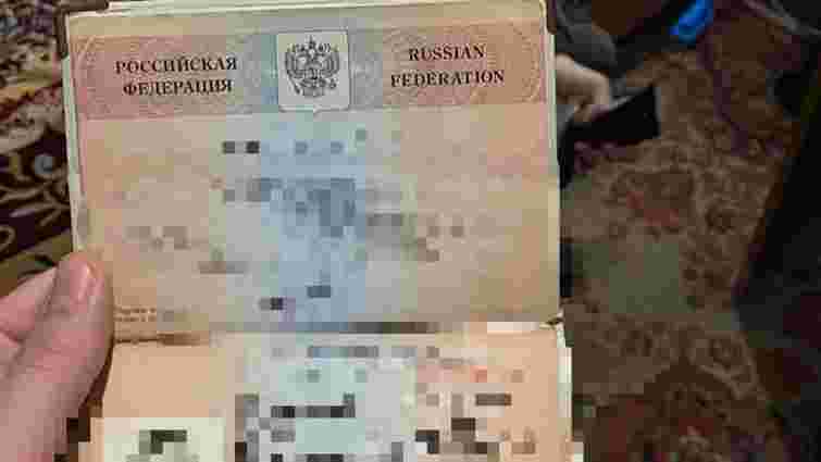 СБУ виявила російський паспорт у послушника монастиря УПЦ МП на Рівненщині