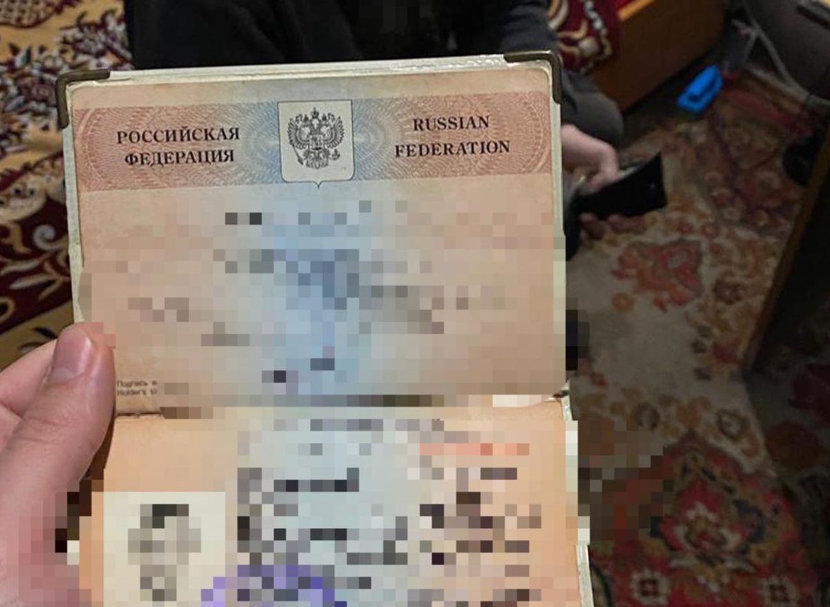 СБУ виявила російський паспорт у послушника монастиря УПЦ МП на Рівненщині