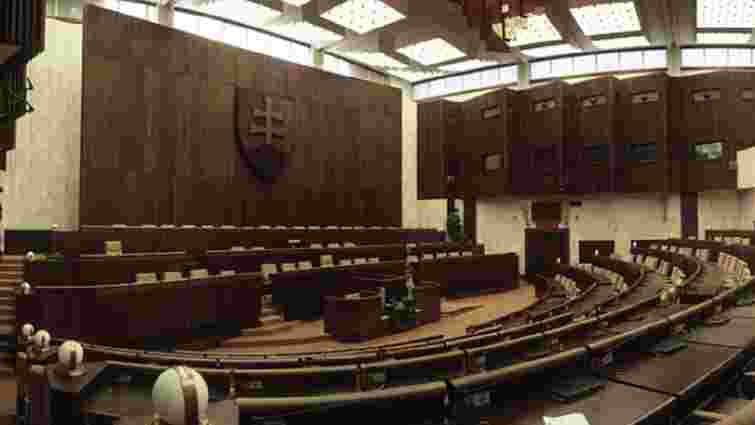Парламент Словаччини висловив недовіру уряду, в країні відбудуться дострокові вибори