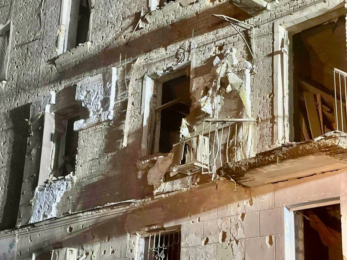 Російська ракета вбила п’ятьох людей в будинку у Кривому Розі