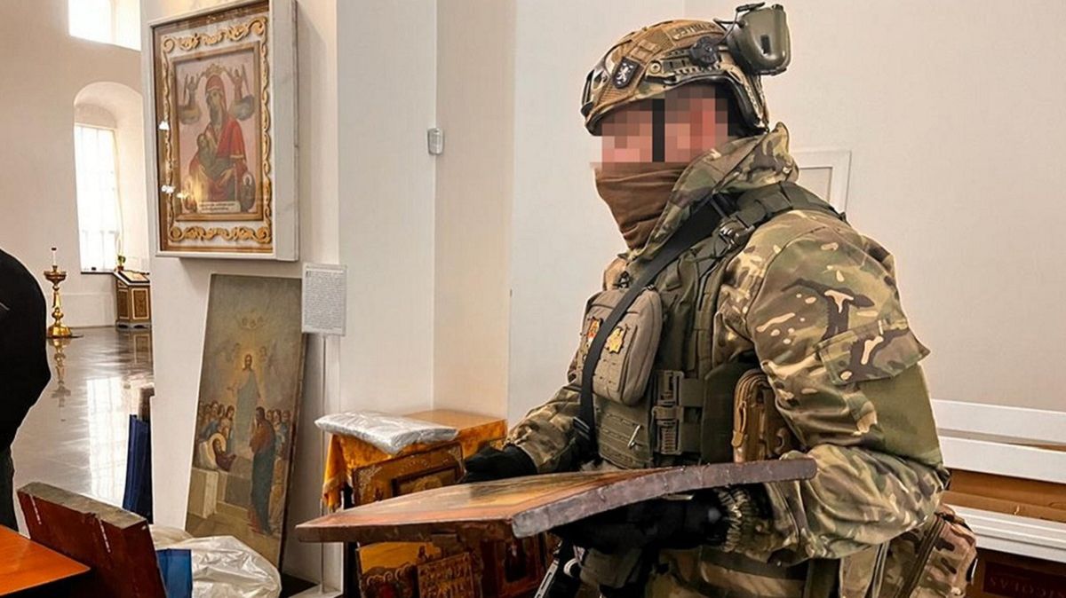 СБУ виявила у херсонському соборі УПЦ МП вкрадені в дипломата ікони