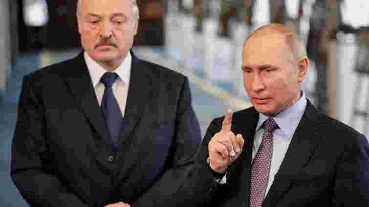 Лукашенку дедалі важче маневрувати під тиском Путіна, – ISW