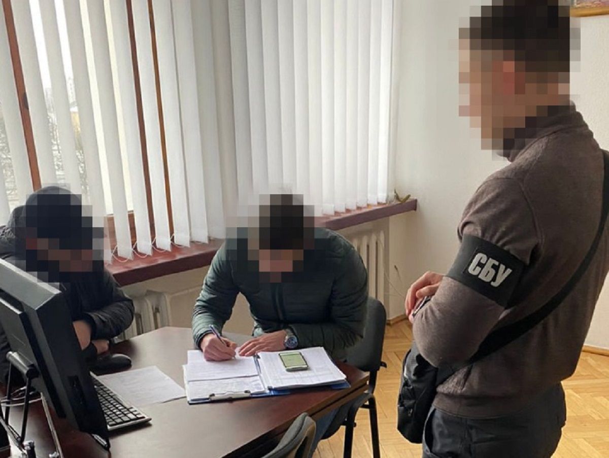 СБУ провела обшуки у керівників податкової служби Львівщини