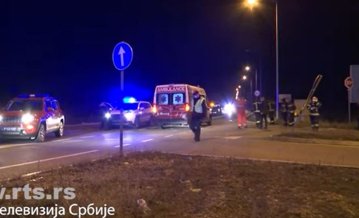 У Сербії із рейок зійшов поїзд із цистернами аміаку, понад 50 людей постраждали