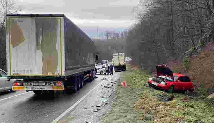 Біля Львова внаслідок лобового зіткнення з фурою загинув 29-річний водій Audi