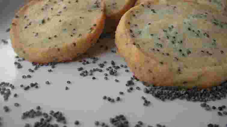 Пісочне печиво з маком. Рецепт дня