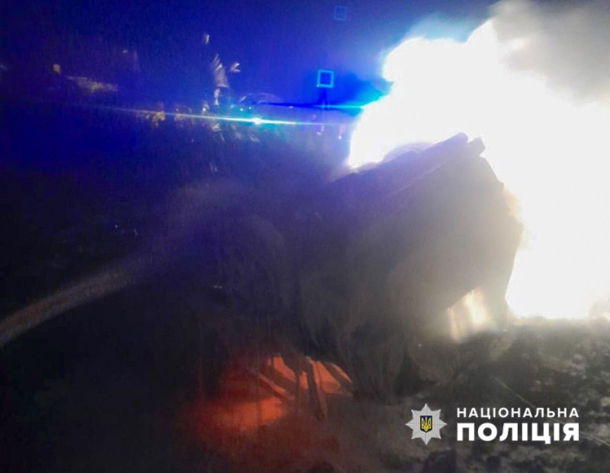 Двоє мешканців Буковини згоріли в автомобілі після ДТП