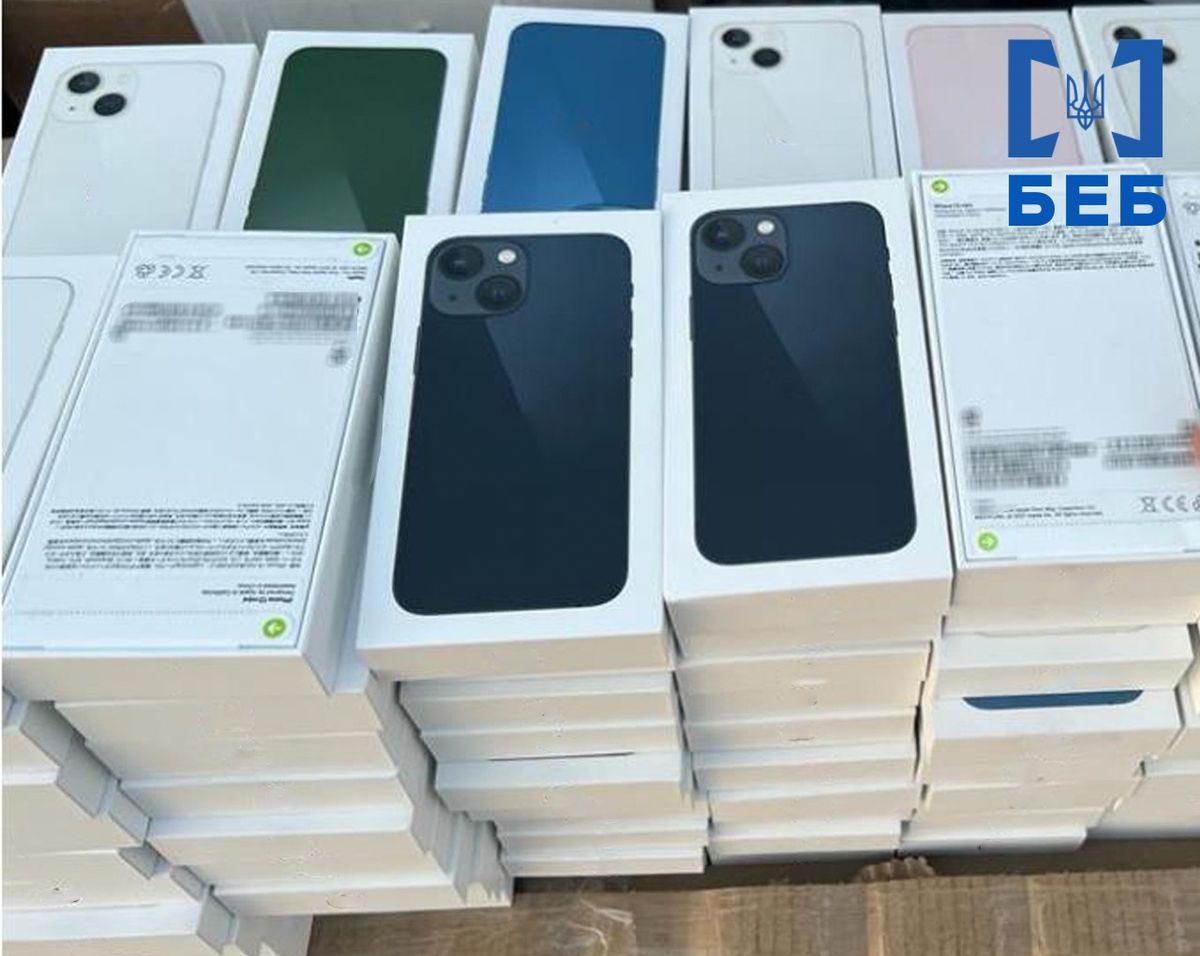 Закарпатських митників обвинуватили у покриванні контрабанди техніки на 100 млн грн
