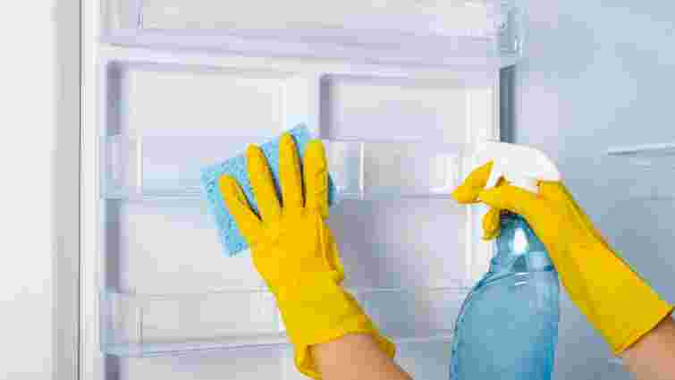 Як очистити холодильник від бруду, смороду та плісняви: ефективні поради