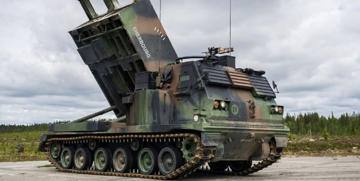 Міноборони вперше показало відео з французькою РСЗВ LRU M270 