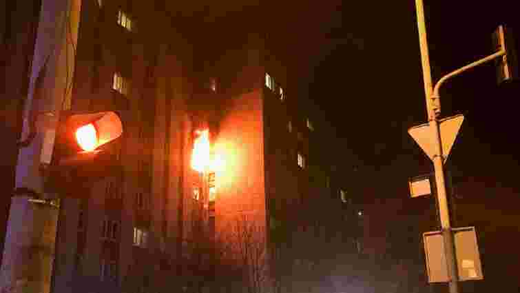 З двох львівських багатоповерхівок евакуйовували людей через пожежі