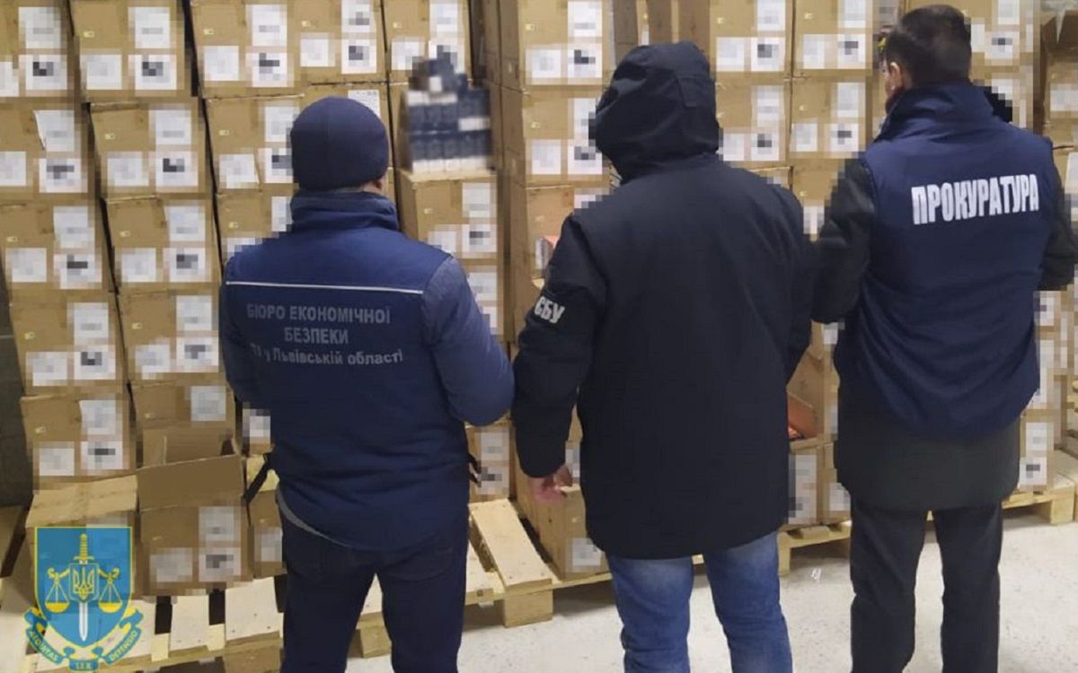 На Львівщині вилучили 47 тис. контрабандних електронних сигарет 
