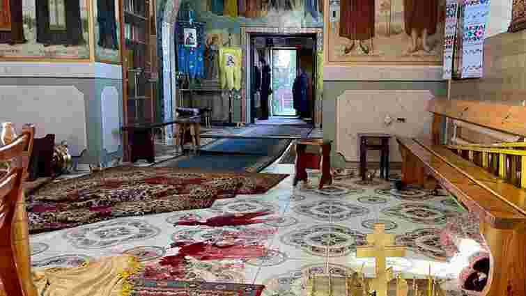 У вінницькій церкві невідомий напав з ножем на священика