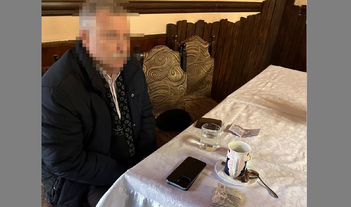 На хабарі затримали заступника директора одного з лісгоспів Львівщини 