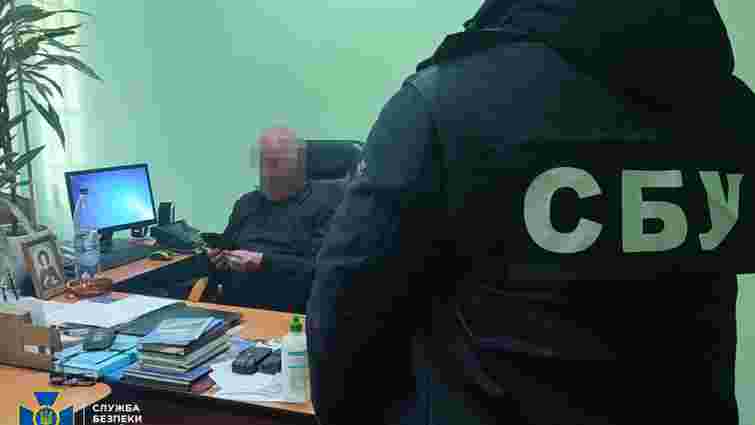 52-річного посадовця «Львівської залізниці» затримали на хабарі у 40 тис. грн