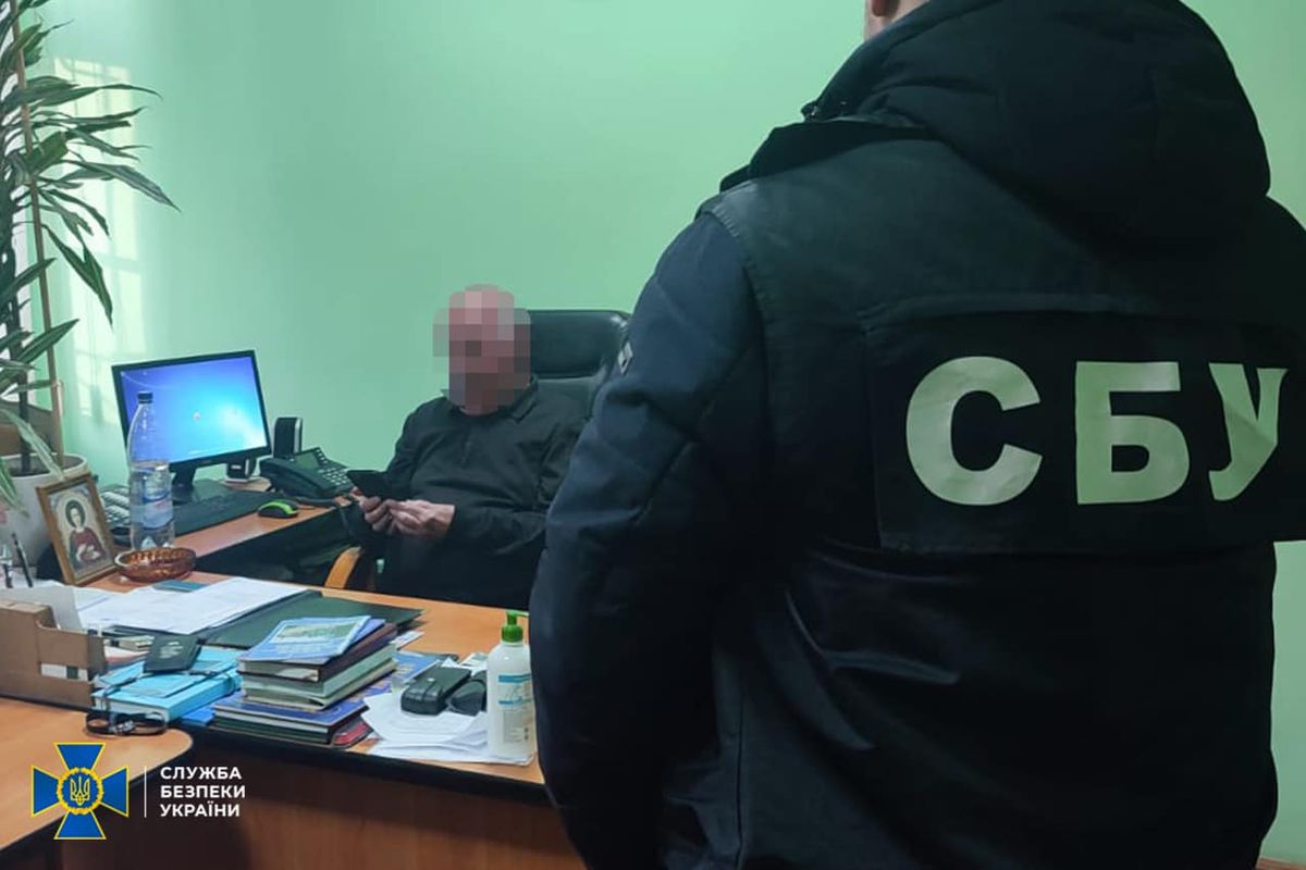 52-річного посадовця «Львівської залізниці» затримали на хабарі у 40 тис. грн