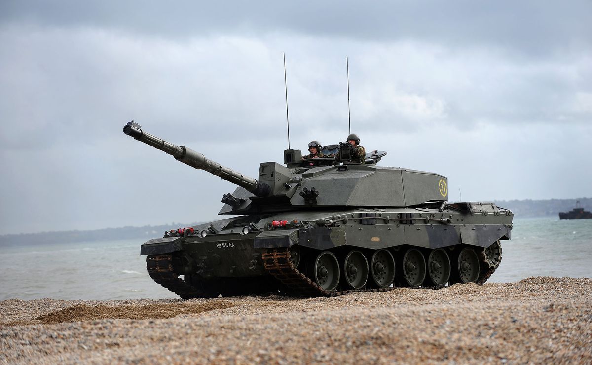 Велика Британія розглядає можливість постачання Україні танків Challenger 2