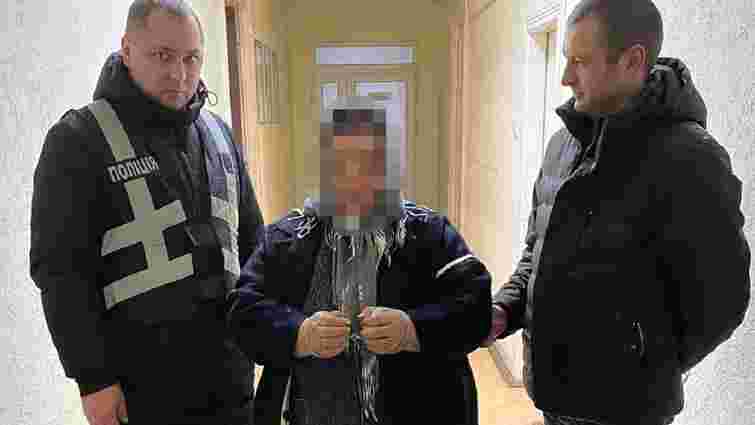 57-річну жительку села біля Львова затримали за торгівлю марихуаною