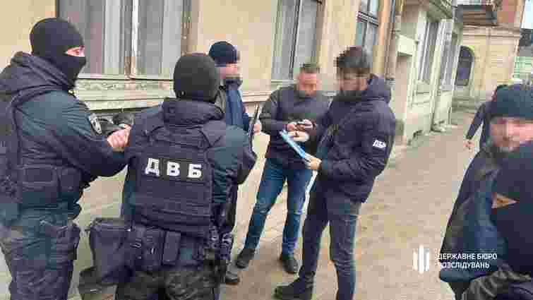 Начальника поліції Бережан затримали на хабарі у 10 тис. грн