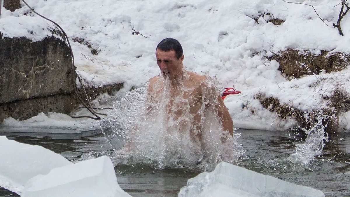 Цьогоріч львів’ян просять не купатись у водоймах на Водохреща