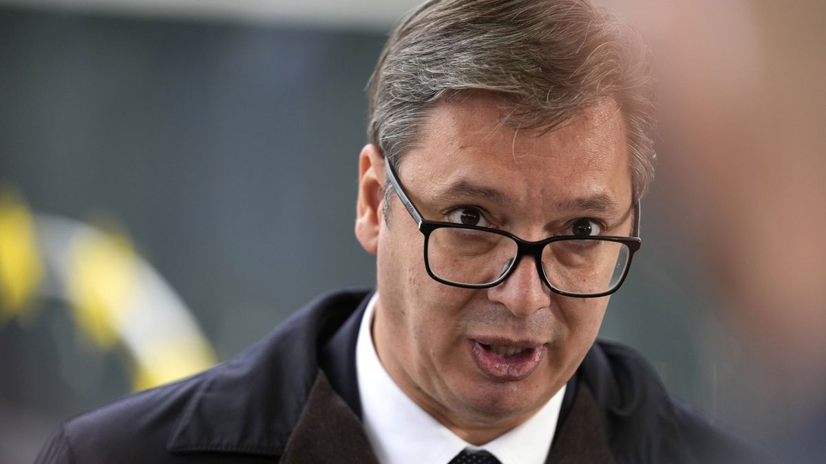 Президент Сербії закликав РФ припинити вербувати сербів на війну