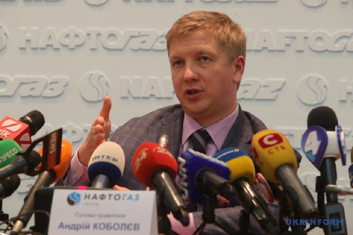 Екс-голові «Нафтогазу» Андрію Коболєву оголосили підозру через зависокі премії