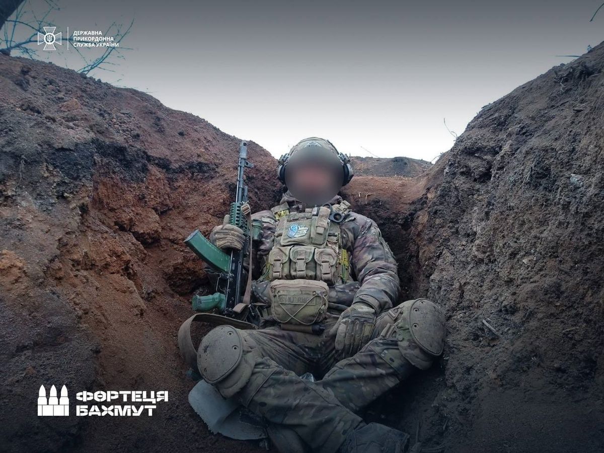 Прикордонники біля Бахмута розбили групу росіян, які намагалися їх атакувати