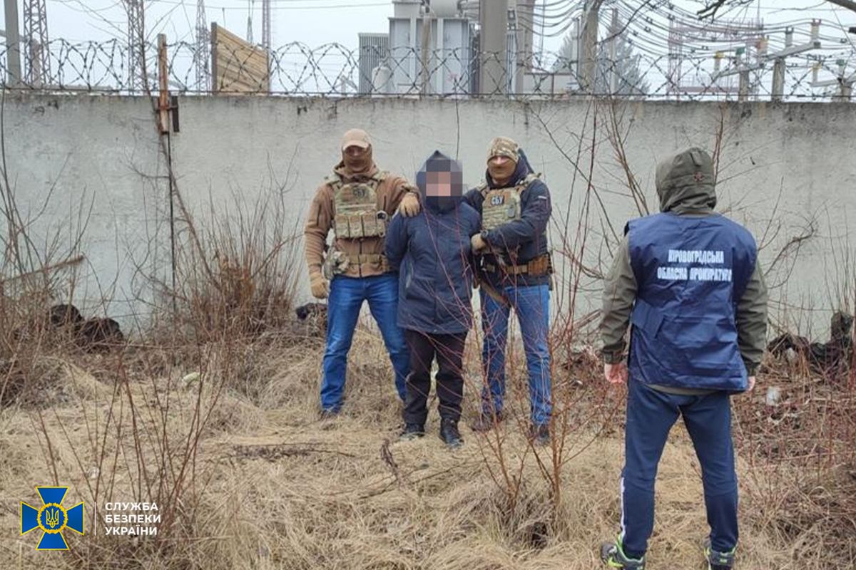 Жителя Кропивницького викрили на сприянні російським ударам по енергетиці
