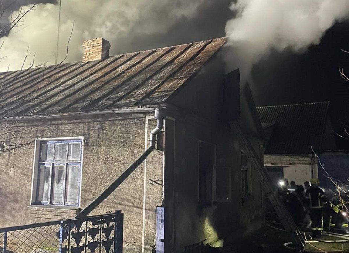 Тіла двох чоловіків виявили на місці пожежі біля Луцька