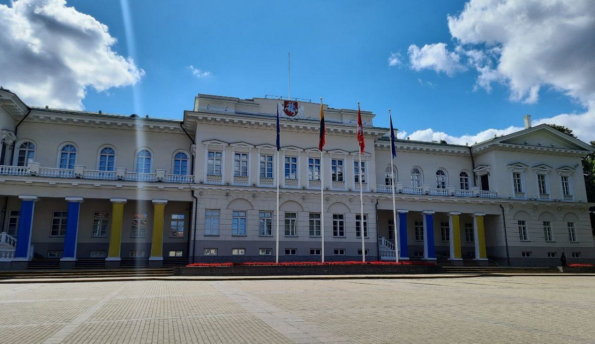 Зеленський присвоїв столиці Литві Вільнюсу звання «Місто-рятівник»