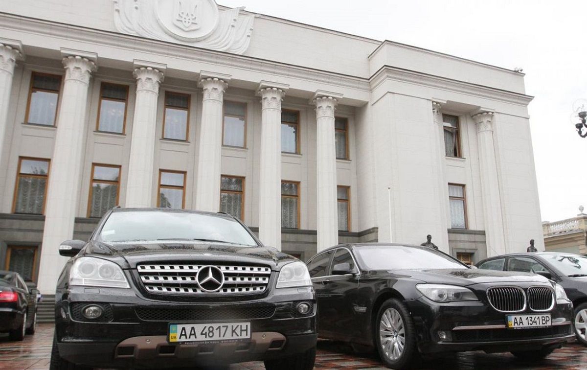 Народні депутати з 24 лютого купили автомобілів на майже 1,3 млн доларів