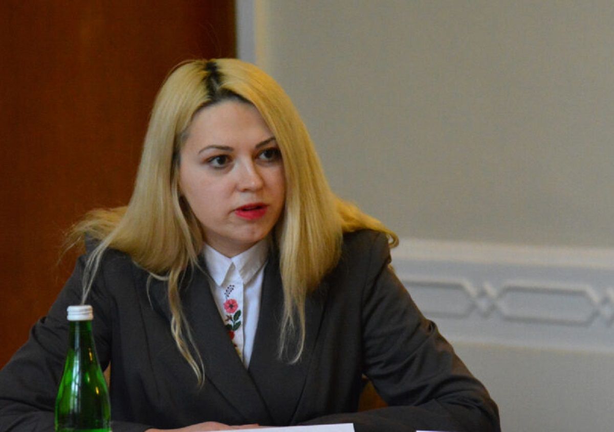 Депутатка Луцької райради склала повноваження через заборону виїзду за кордон