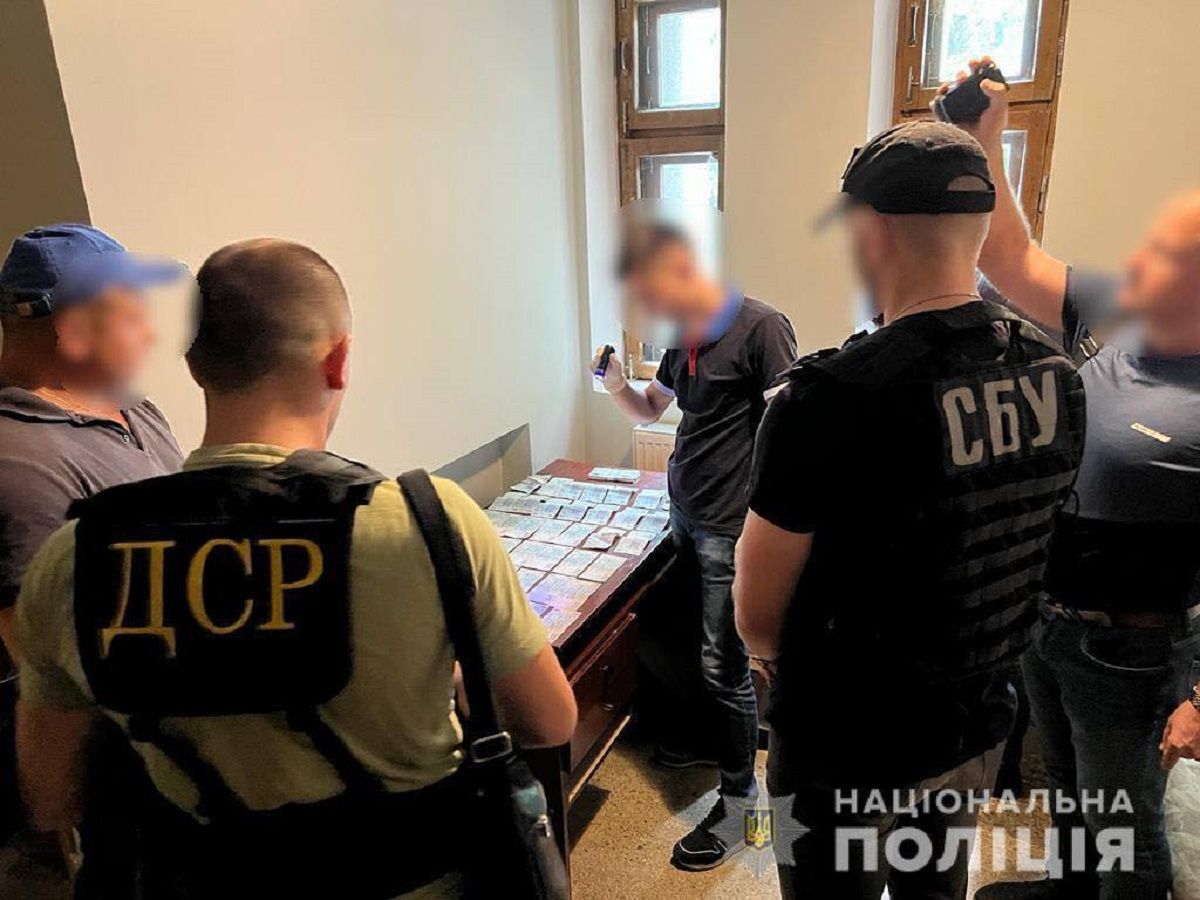 Працівника ритуальної служби з Тернополя оштрафували за торгівлю місцями на цвинтарі