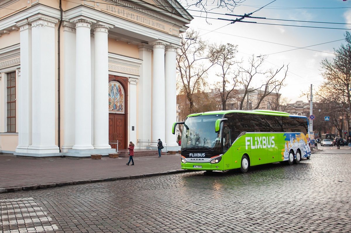 FlixBus запускає два нові рейси до Гамбурга й Варшави, які курсуватимуть через Львів