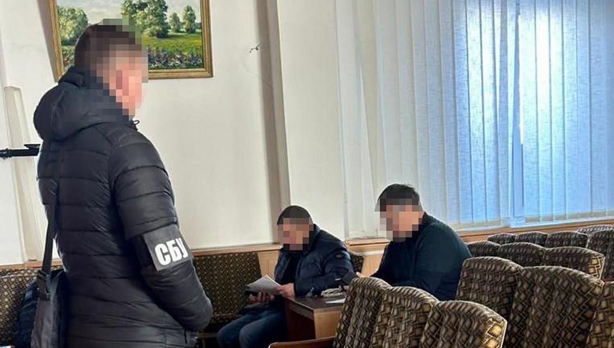 СБУ оголосила підозру одночасно п’ятьом інспекторам Житомирської митниці